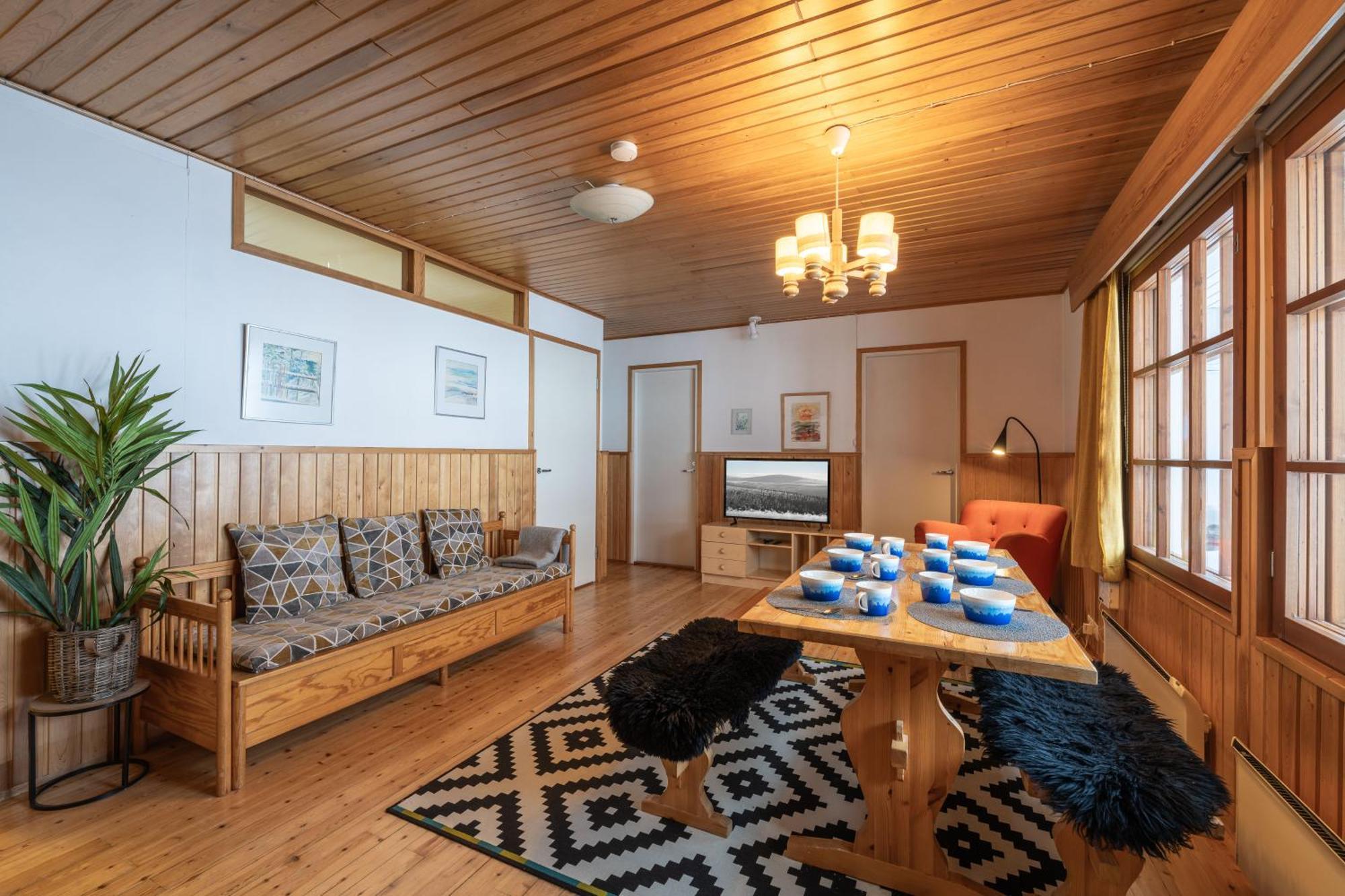 Kuukkeli Apartments Saarisatu Ja Urupaeae Saariselka Esterno foto